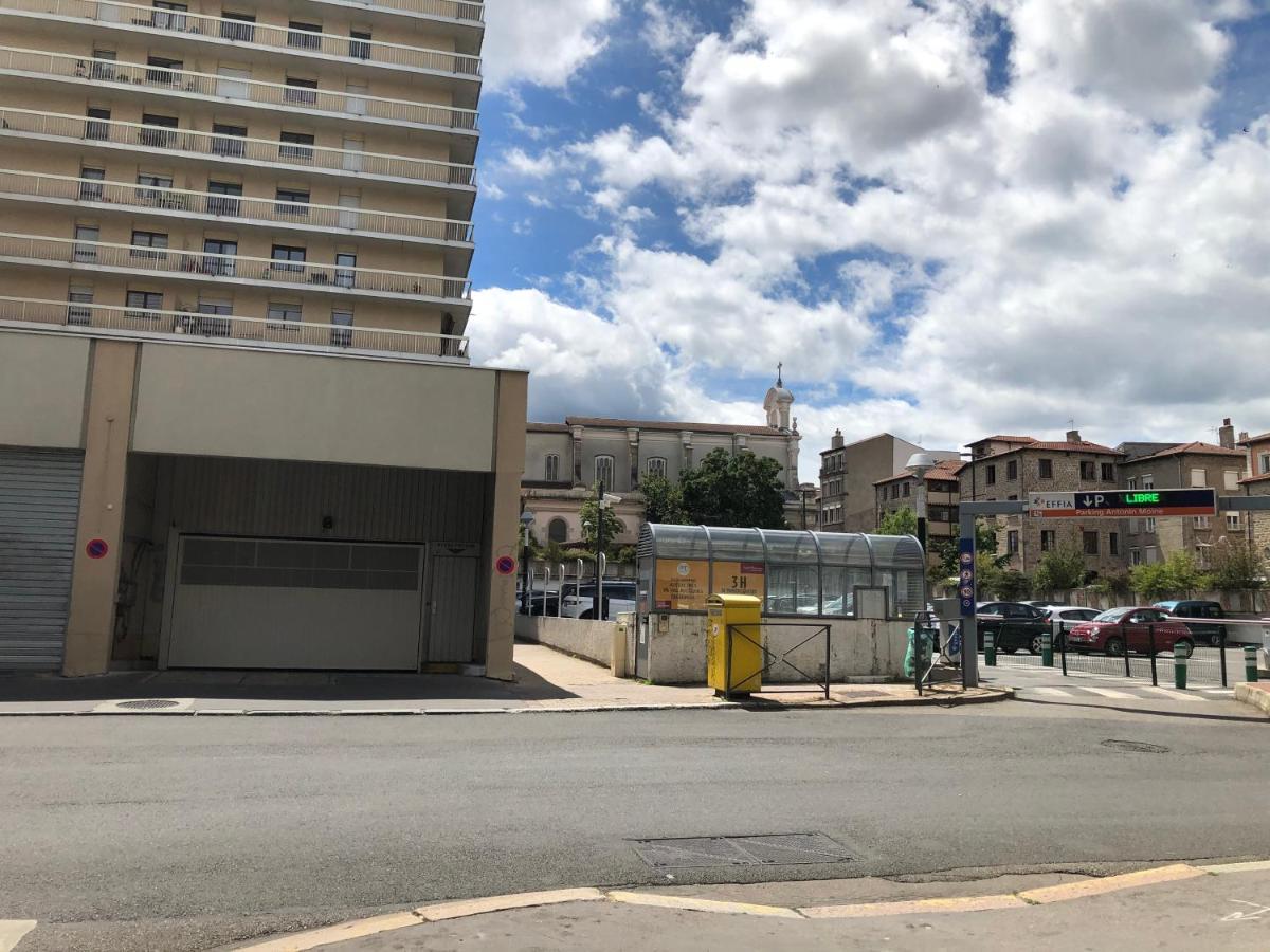 Appartement Hyper Centre Avec Garage Saint-Etienne  Kültér fotó