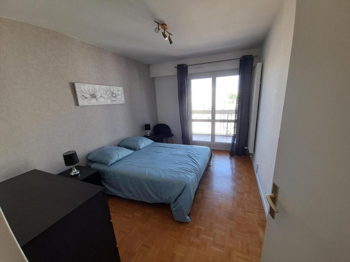 Appartement Hyper Centre Avec Garage Saint-Etienne  Kültér fotó